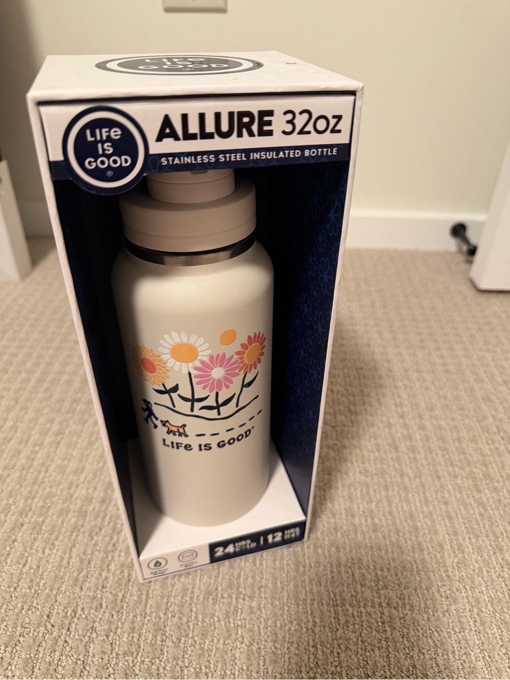 Holiday Tag / Packaging - Picture 2 of 5